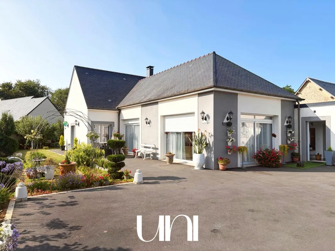 Maison 6 pièces de 186 m2 plain pied sur une terrain de 1000 m2 - Ryes