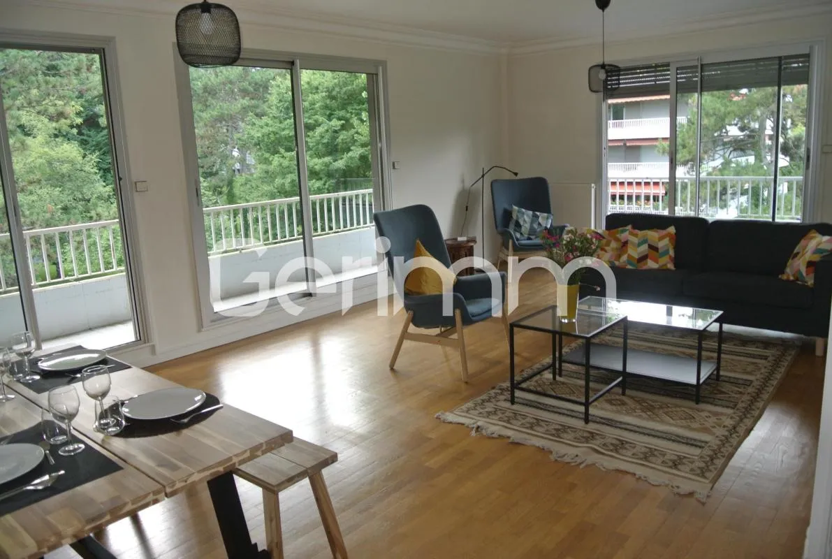 Vente - Appartement - 2 pièces + cuisine - 79 m² - 265 000 € -