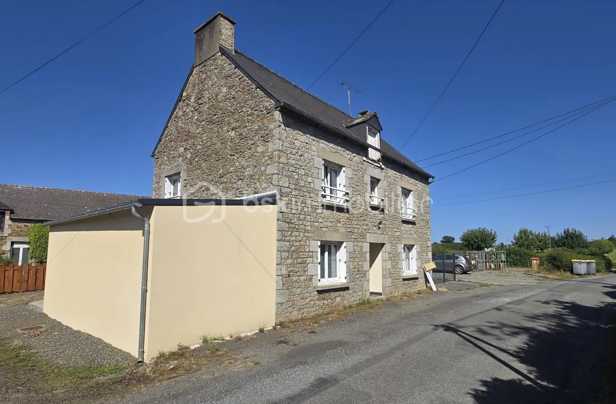 🏡 Maison en pierre, largement rénovée, avec jardin, deux terrasses et un potentiel d'évolution