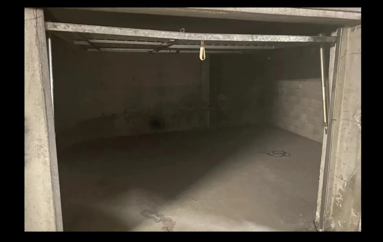 GARAGE DANS RESIDENCE SECURISEE - SAINT ROCH