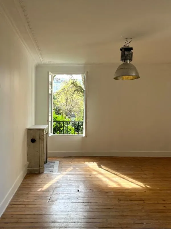 PARIS XX – Villa de l'Ermitage - 49 m²