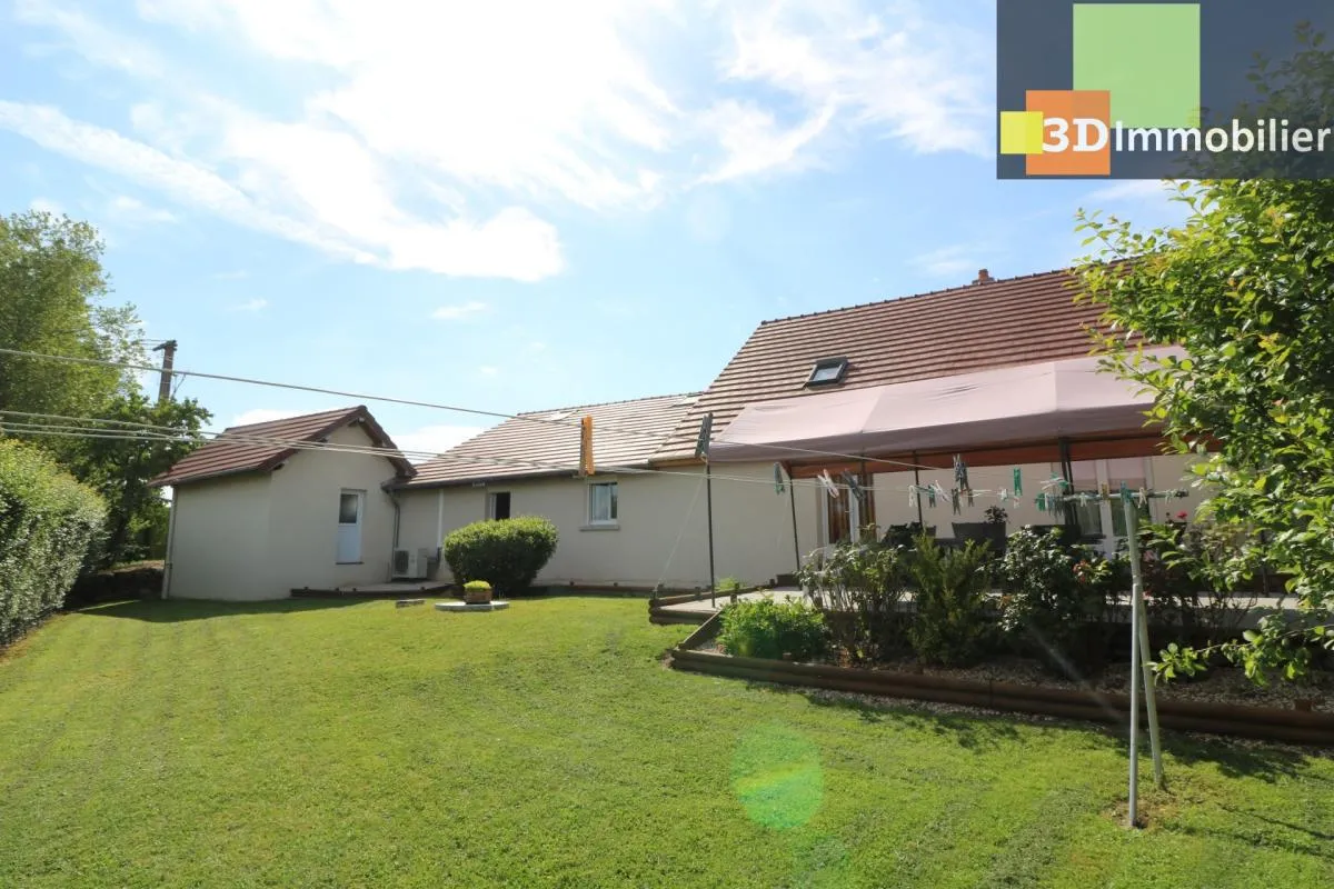 Chaussin proche, vends grande et confortable maison de 9 pièces, 7 chambres, sur un terrain de 780m²