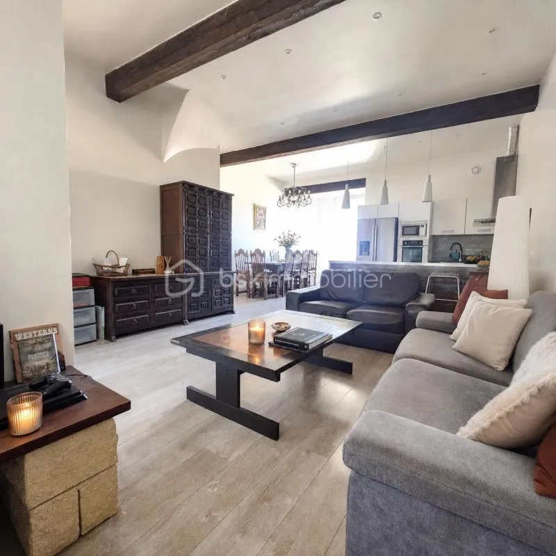 Grasse – Appartement 3 pièces atypique atypique se vivant comme une maison