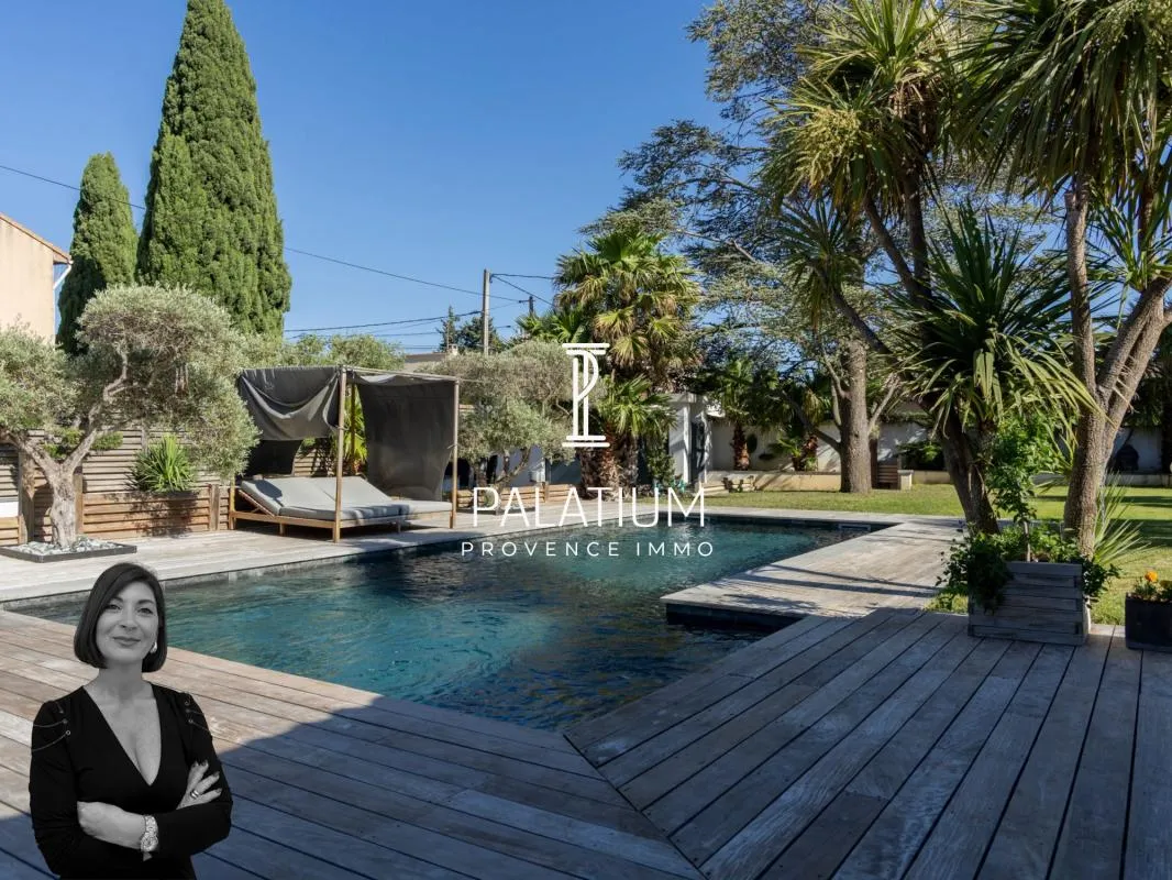 VILLA CONTEMPORAINE, PISCINE, JARDIN PAYSAGE