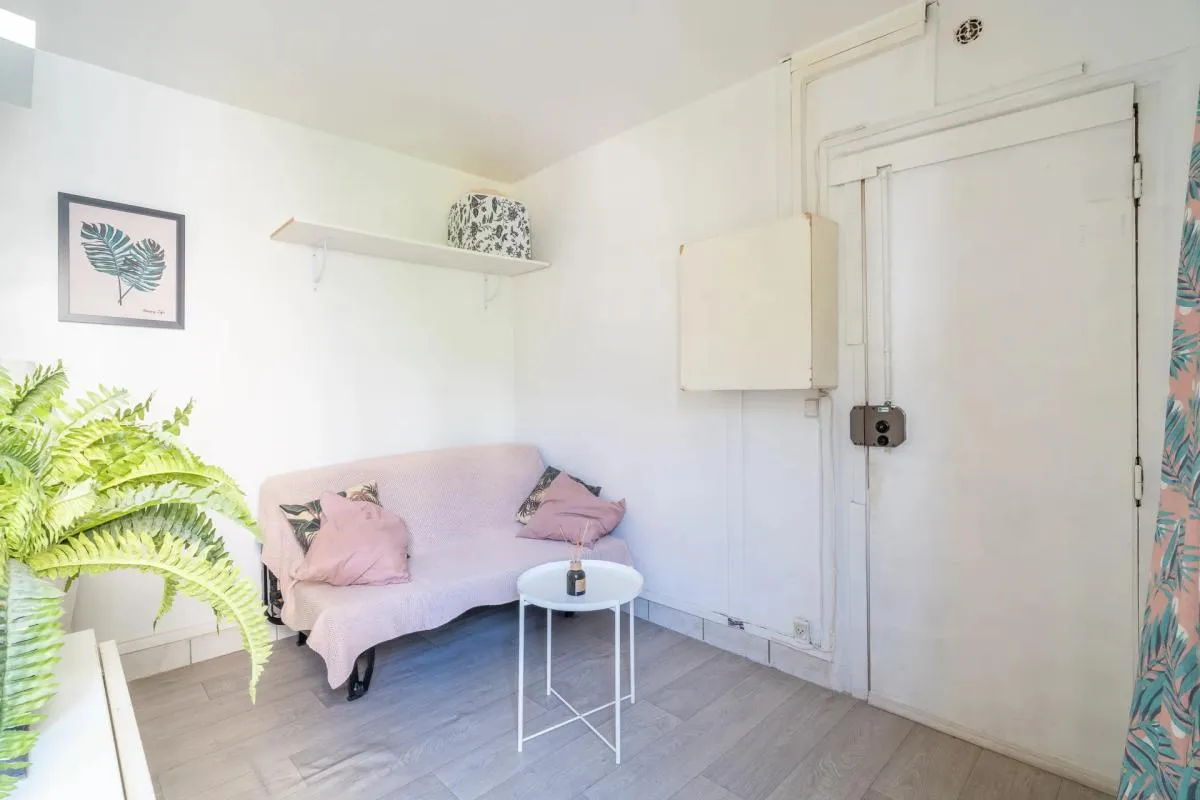 Studio de 11,09 m² situé à Paris 11 (métro Parmentier)