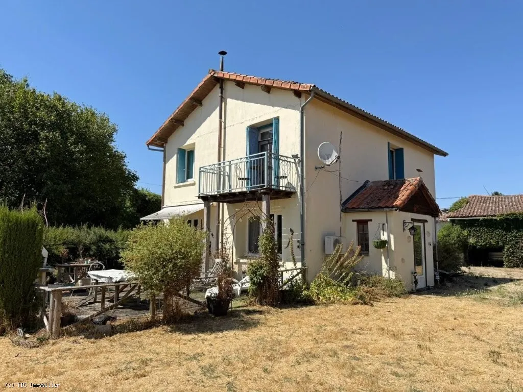 Havre De Paix : 4 Chambres, Grange, Grange, Piscine Et Vue Dégagée