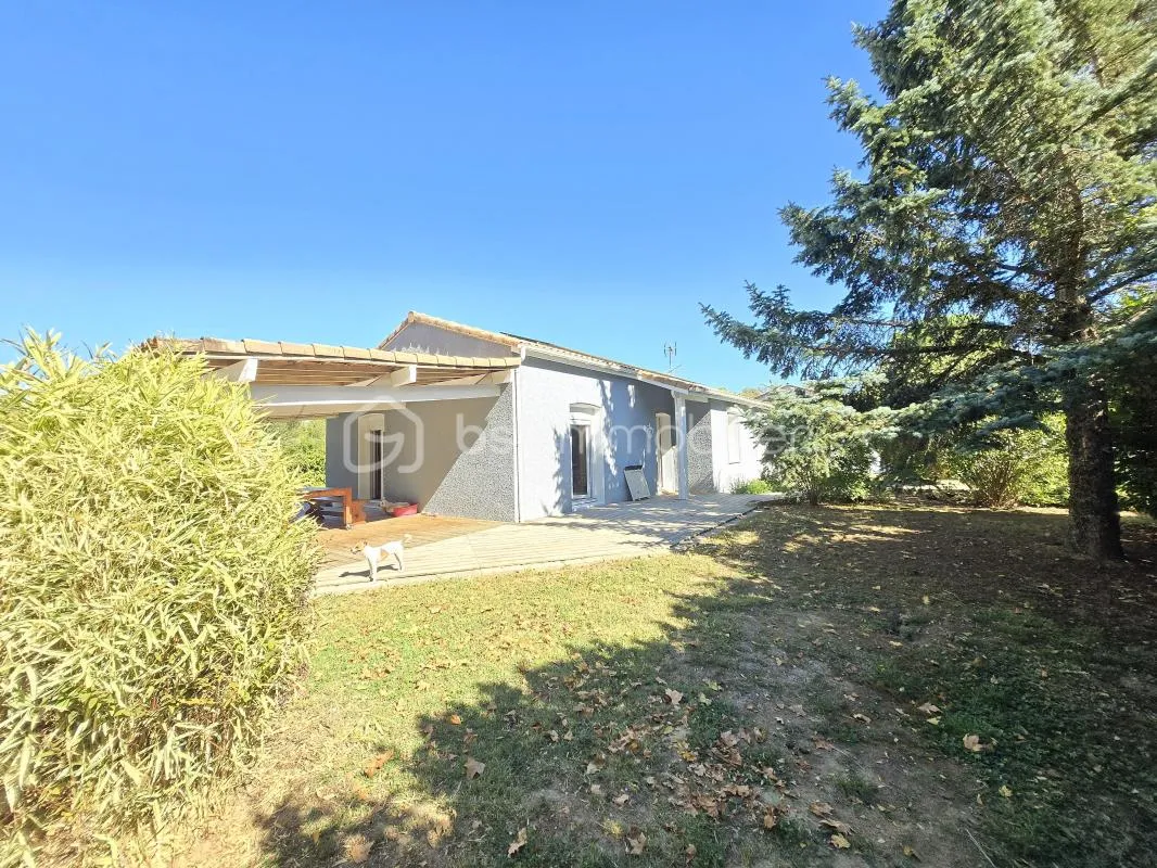 Charmante maison familiale avec piscine dans un cadre verdoyant