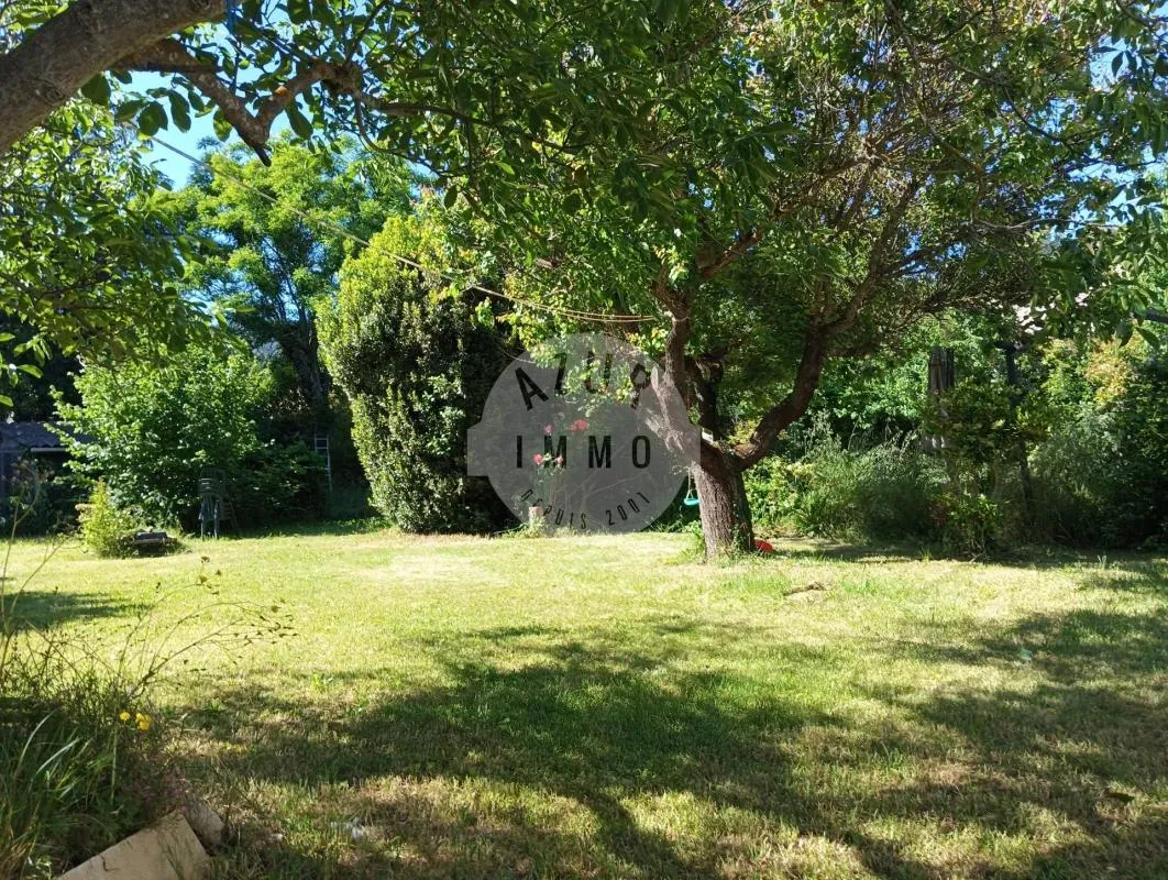 MAISON 198 M² sur 2000m² de terrain, piscine et garage