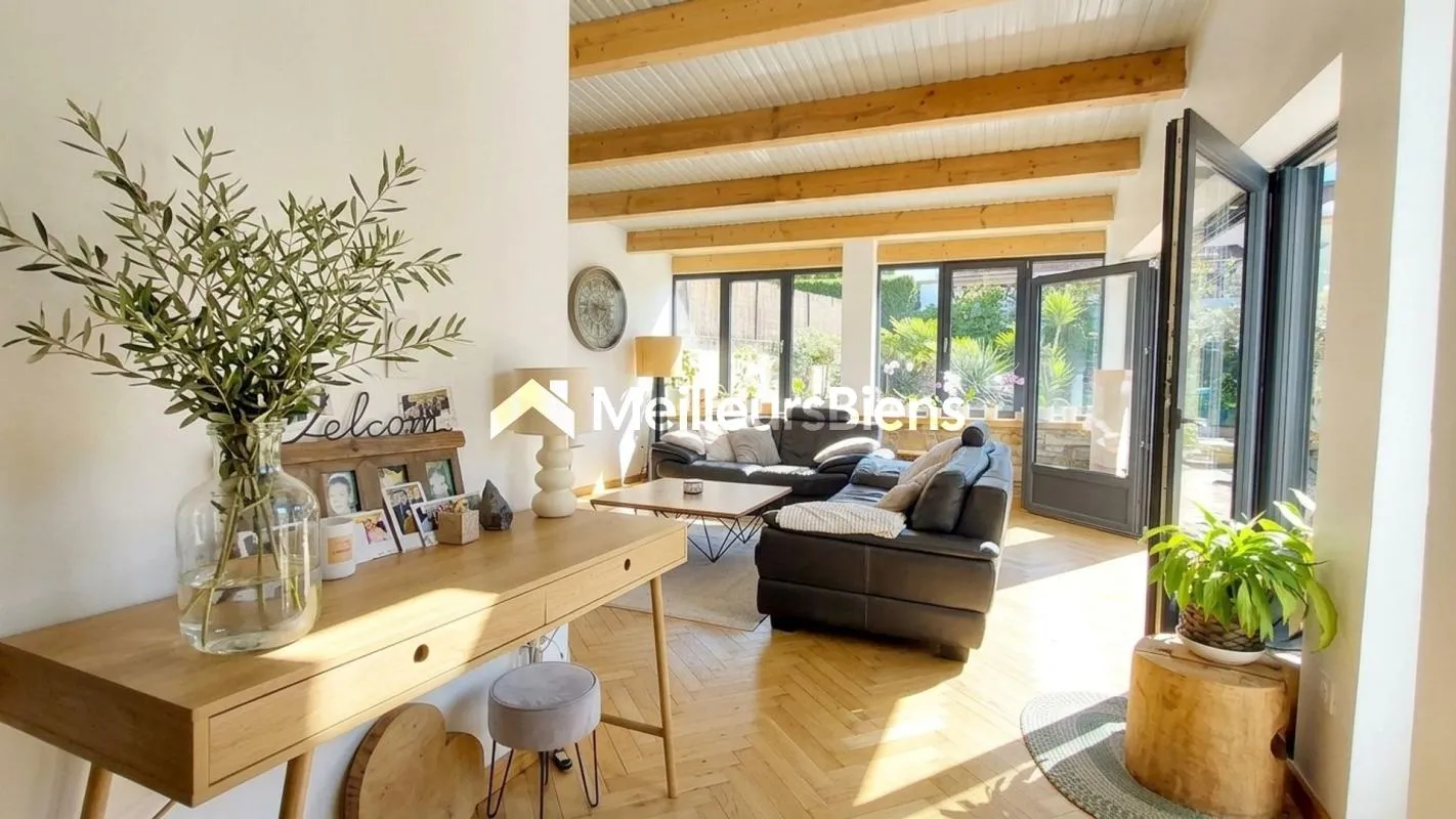Maison 209 m² avec 5 chambres à Échenoz-la-Méline