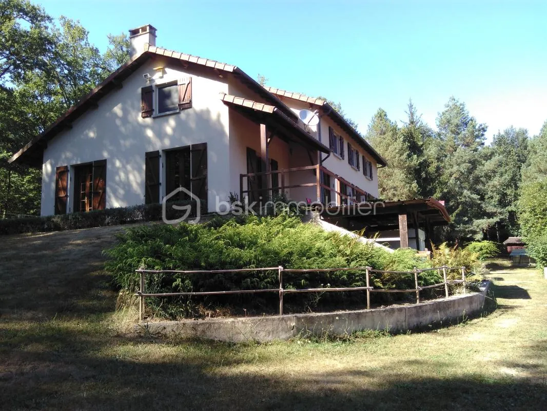 Maison 9 pièces 230 m²