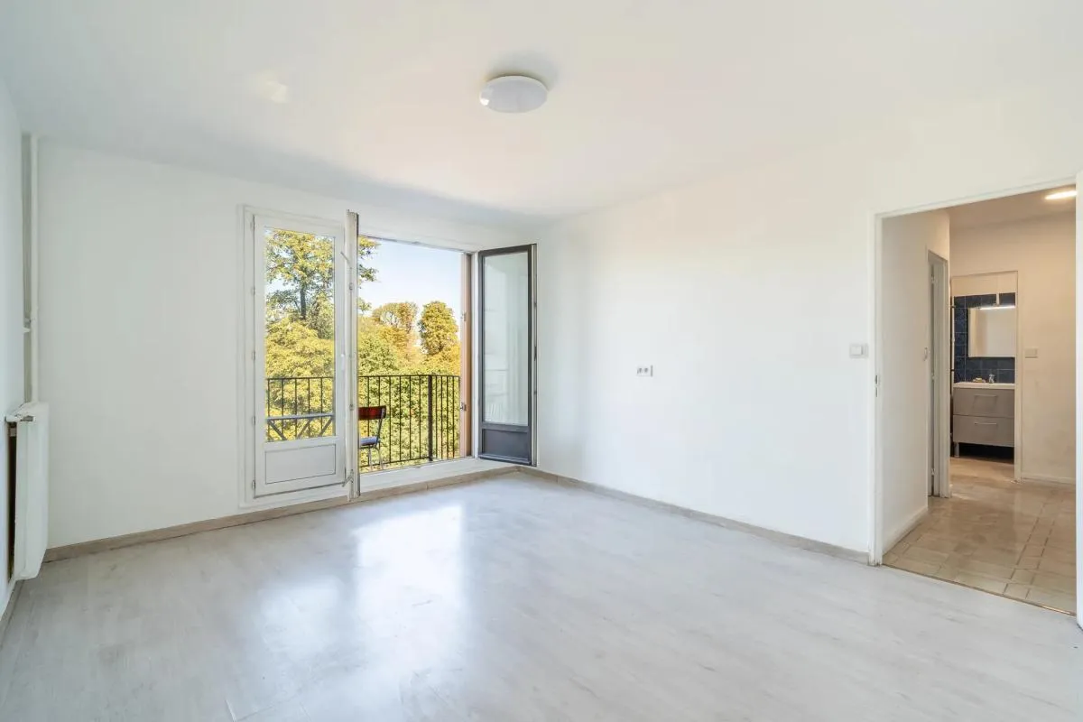 Appartement 2 pièces de 45 m² à Saint-Denis