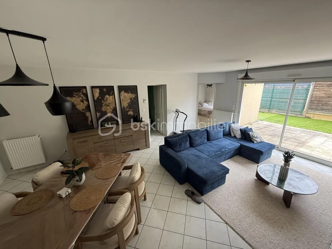 Maison familiale de 140 m² – 4 chambres – Garage - parking - jardin