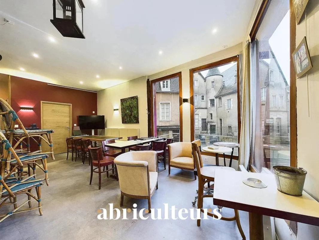 Local commercial avec terrasses en vente à Chartres (28000)