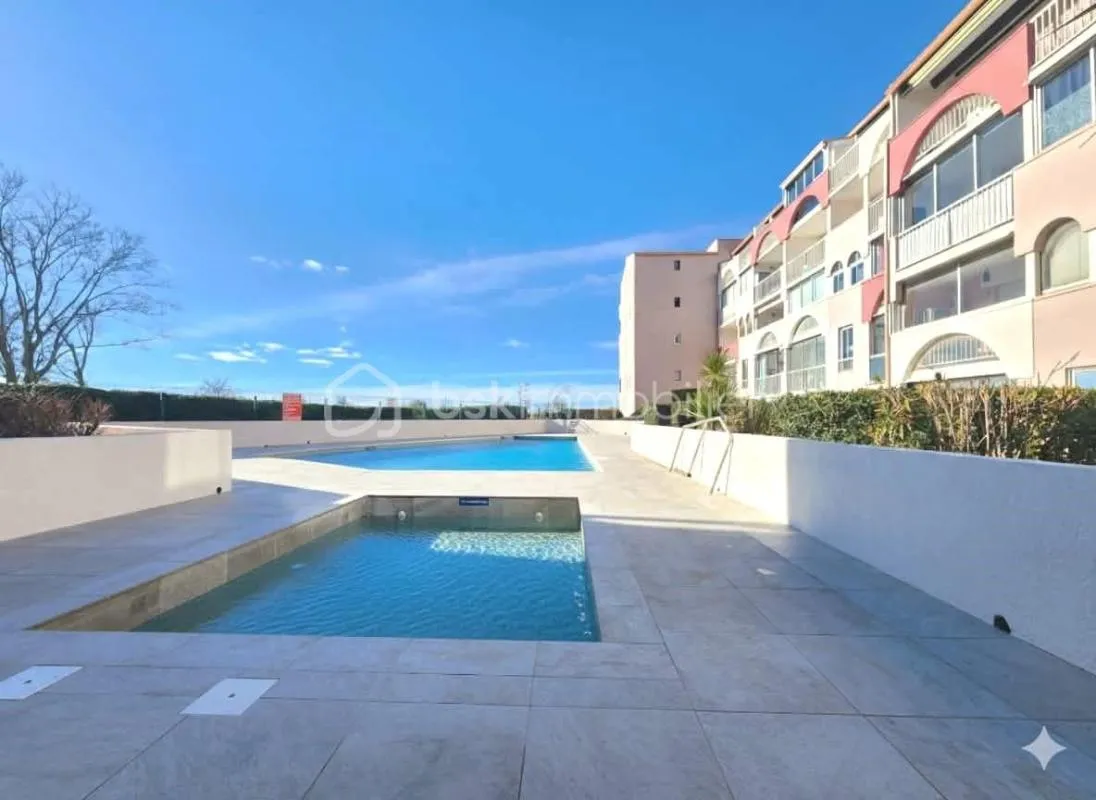 Superbe appartement avec vue mer et piscine