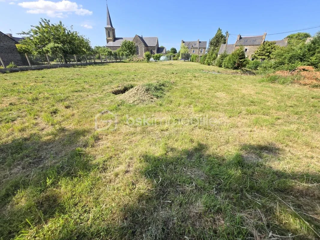 Terrain constructible 700 m²– Saint-Michel-de-Plélan (22)