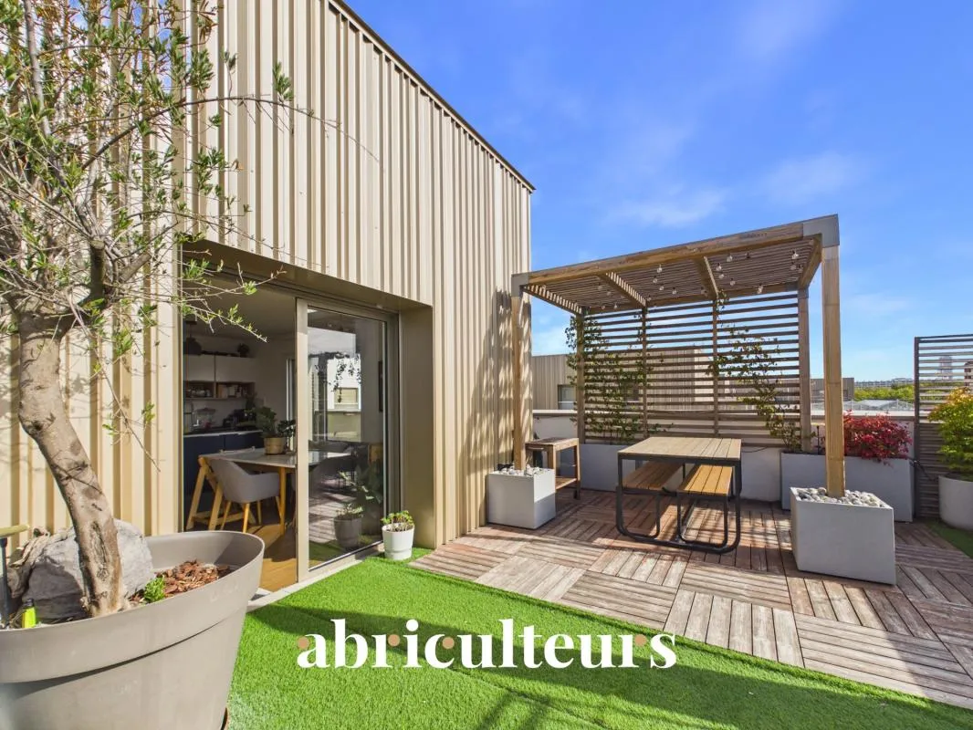 Superbe duplex esprit « maison sur le toit » 96 m² + 70 m² de terrasses plein Sud en vente à Asnières-sur-Seine (92600)