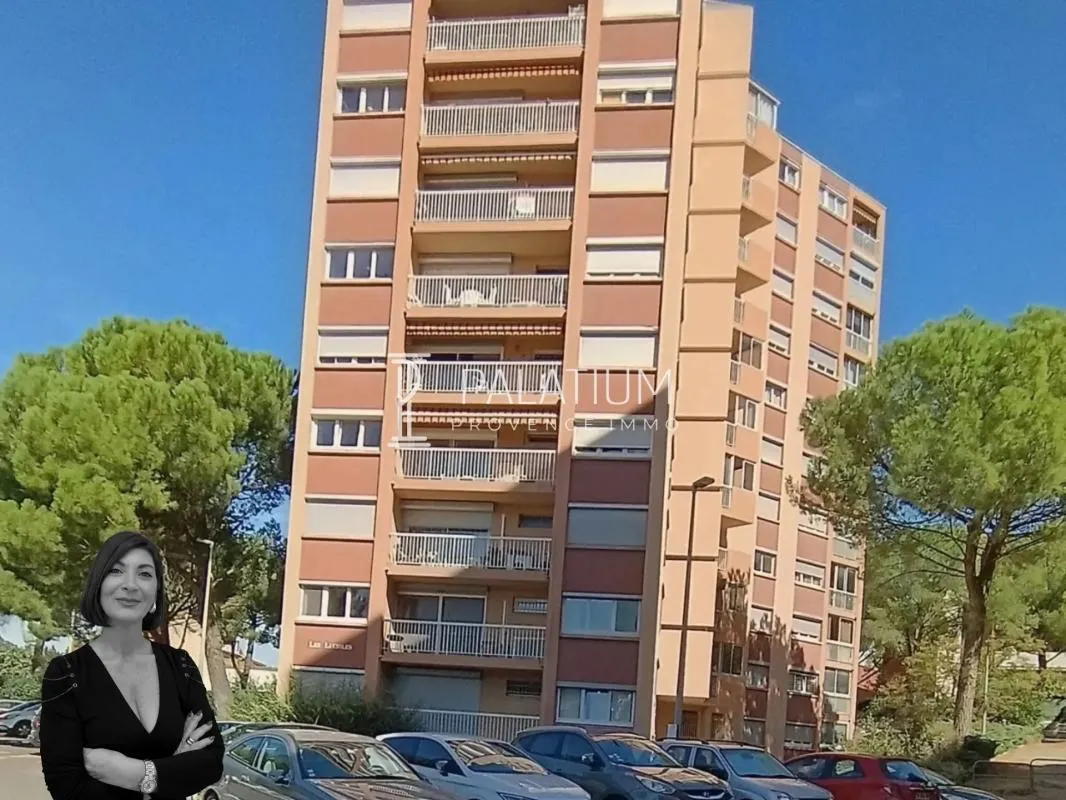 Appartement T4 Résidence les Pins-les Lucioles