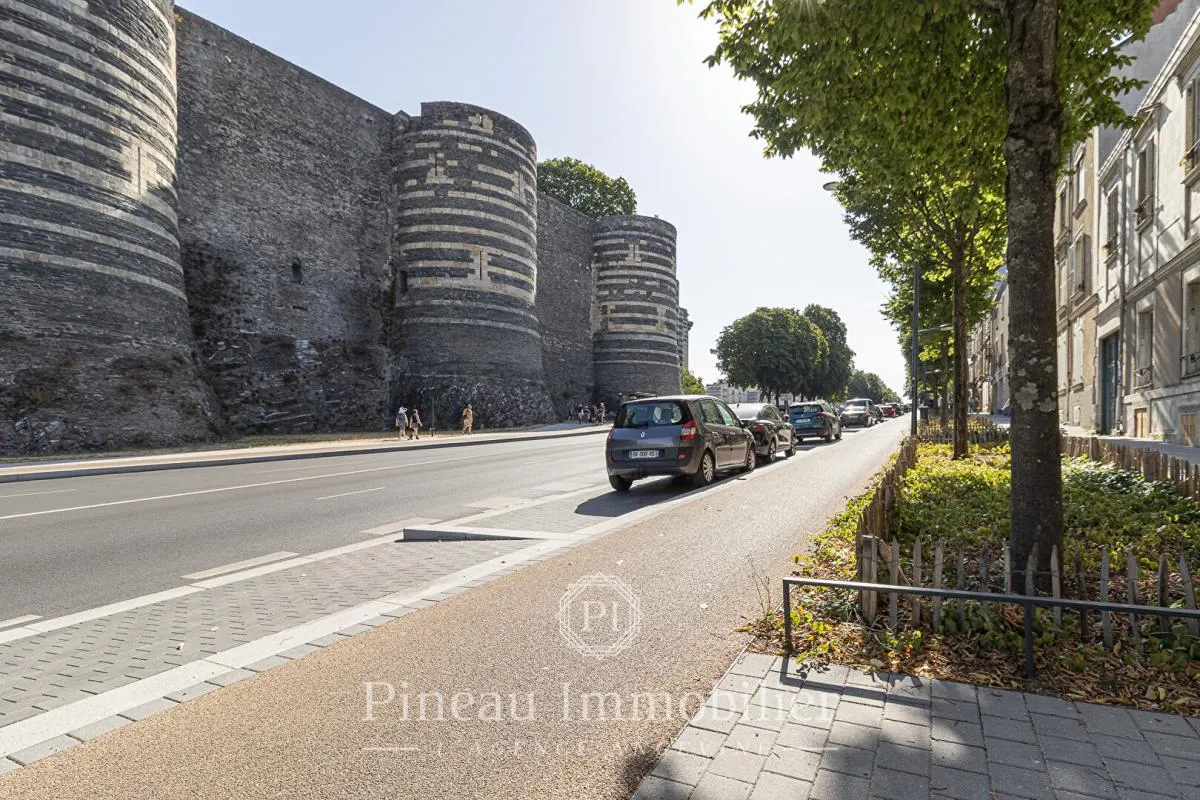 Appartement T2 Angers - Centre-ville / Château - Rez-de-chaussée - Idéal 1er achat ou investissement
