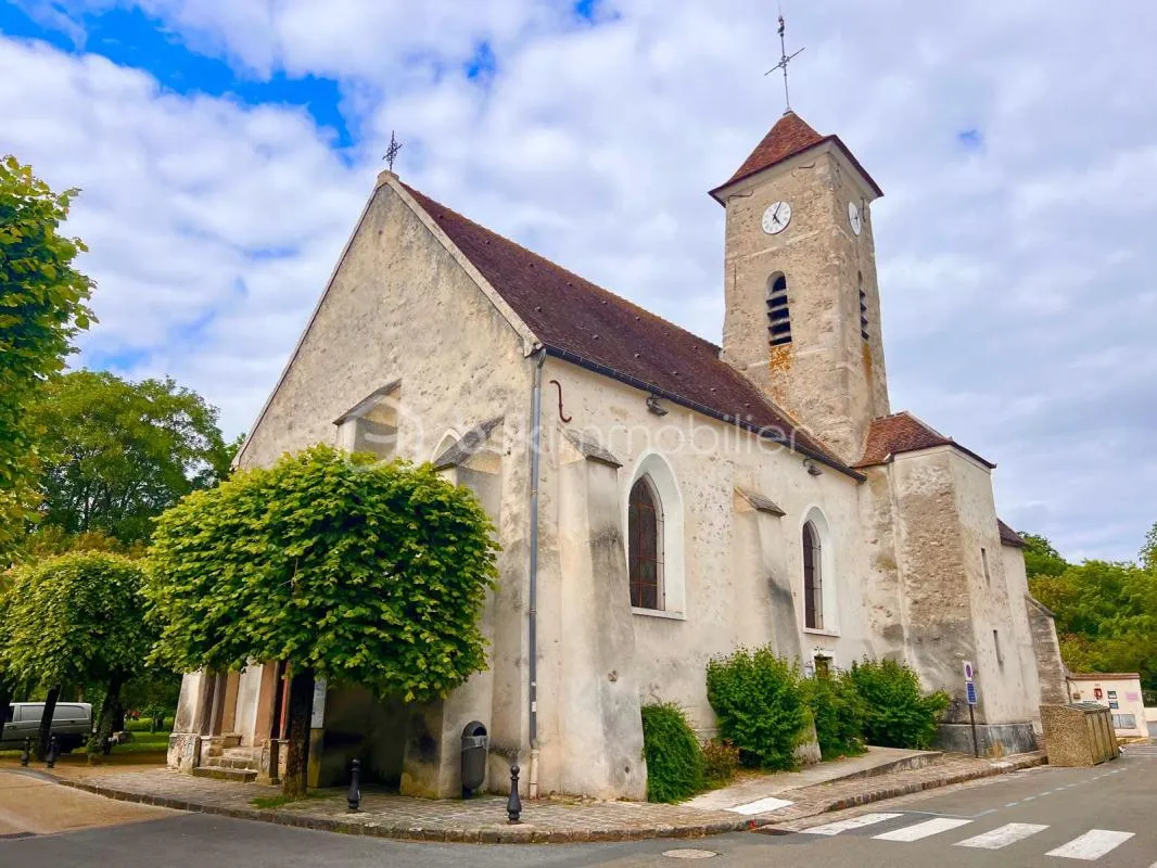 ✨ Maison de ville avec garage au cœur du centre historique de Roissy-en-Brie ! 🏡