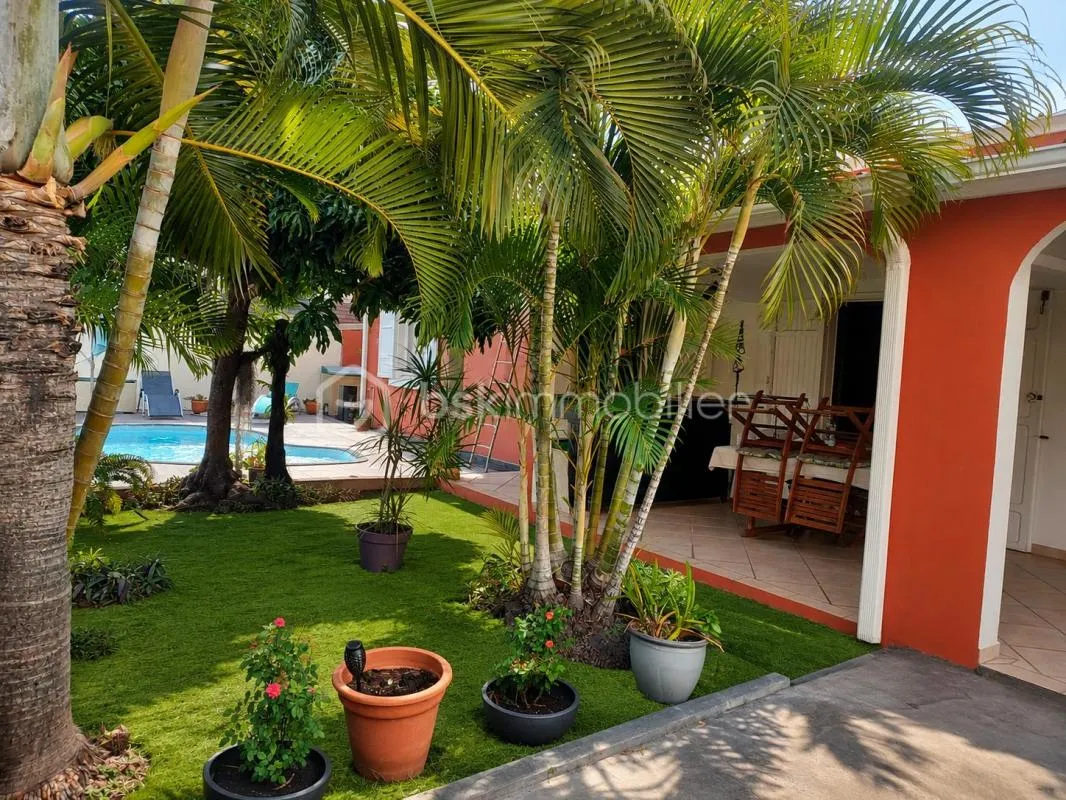 BELLE VILLA AU LOTISSEMENT PALMERAIE