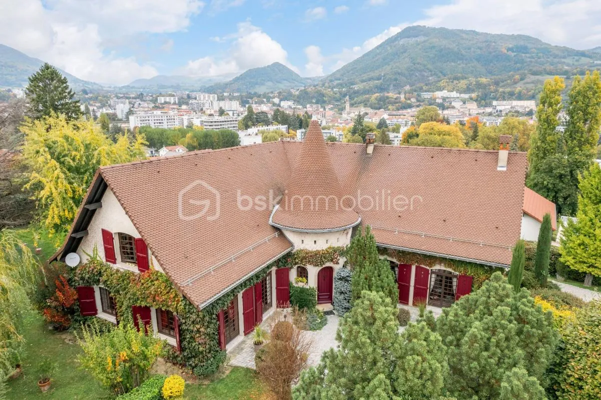 Criel de Voiron Propriété d'Exception Terrain 3766 m² 1 090 000 €