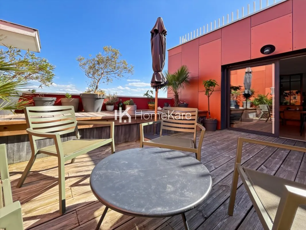 DERNIER ÉTAGE AVEC 28M2 DE TERRASSE