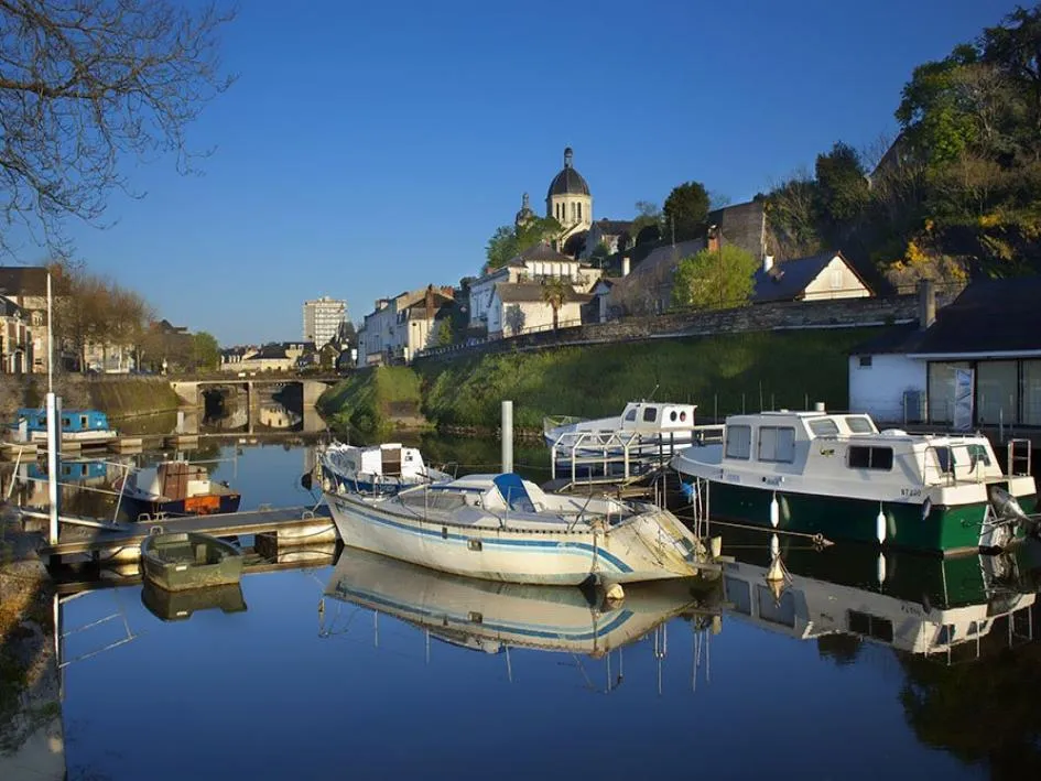 En ville - terrain à vendre 421m²
