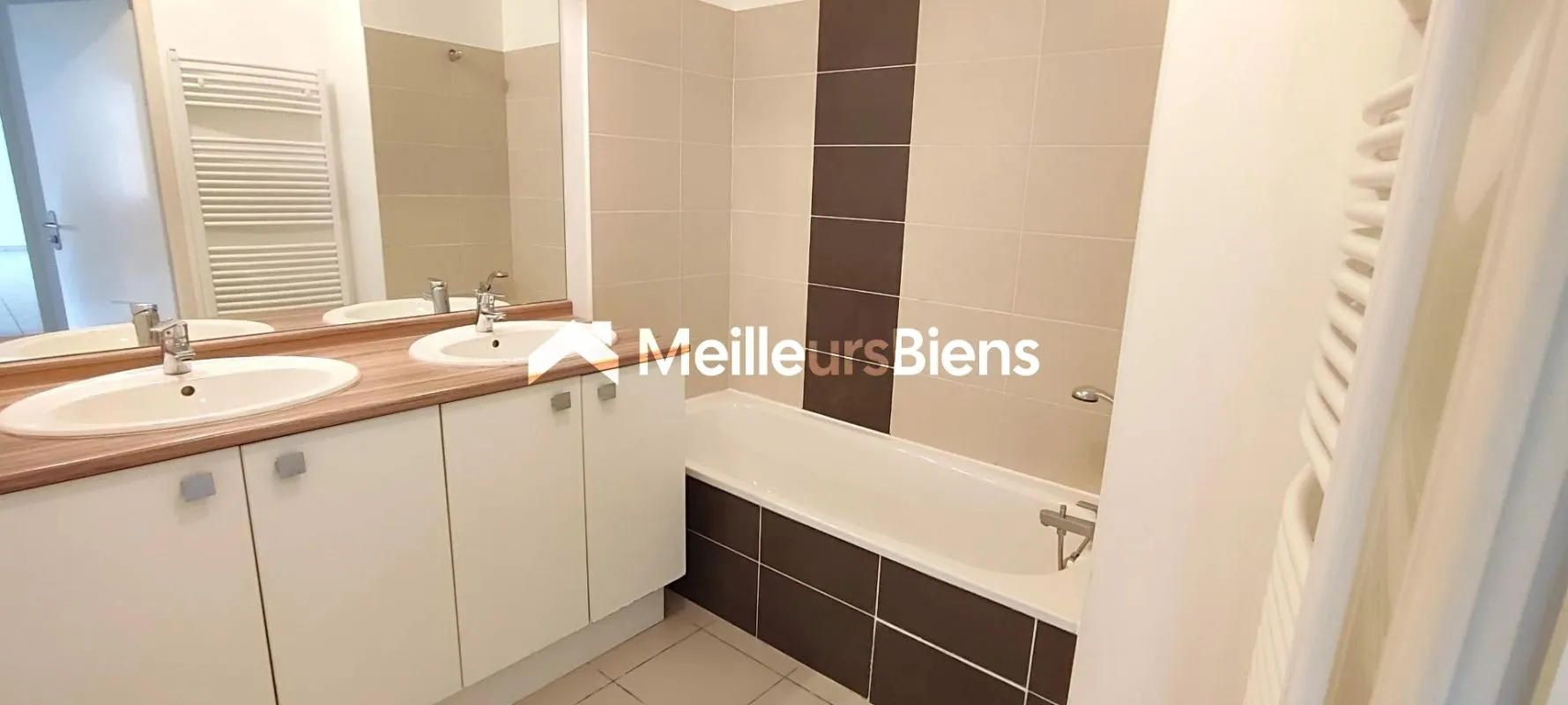 Toulouse: Grand T3 avec balcon et parking