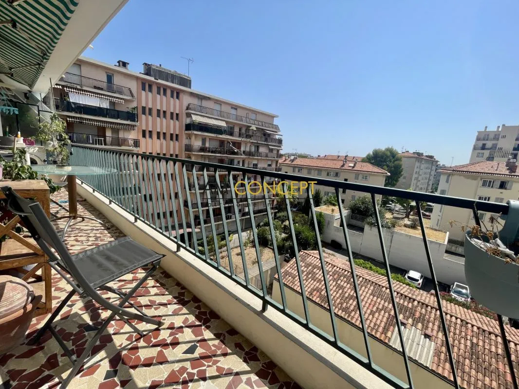 NICE ouest proche mer 2P terrasse cave