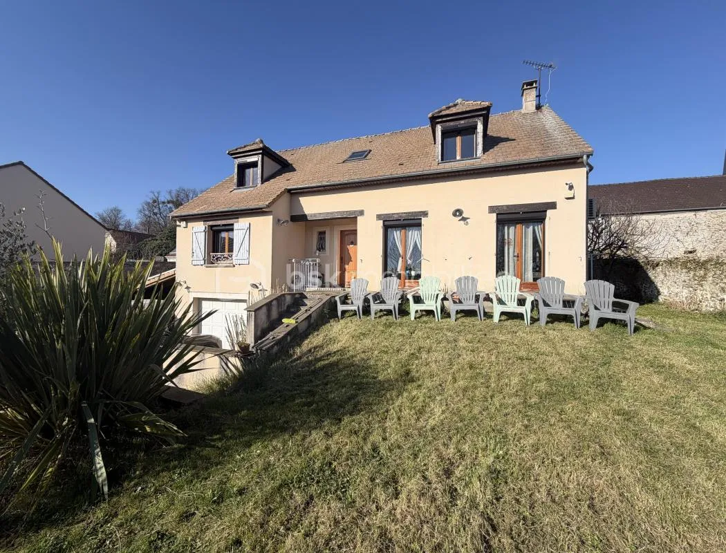 COUP DE COEUR : Maison familiale de 170m2 sur sol total à BOISSY LE CHATEL !!