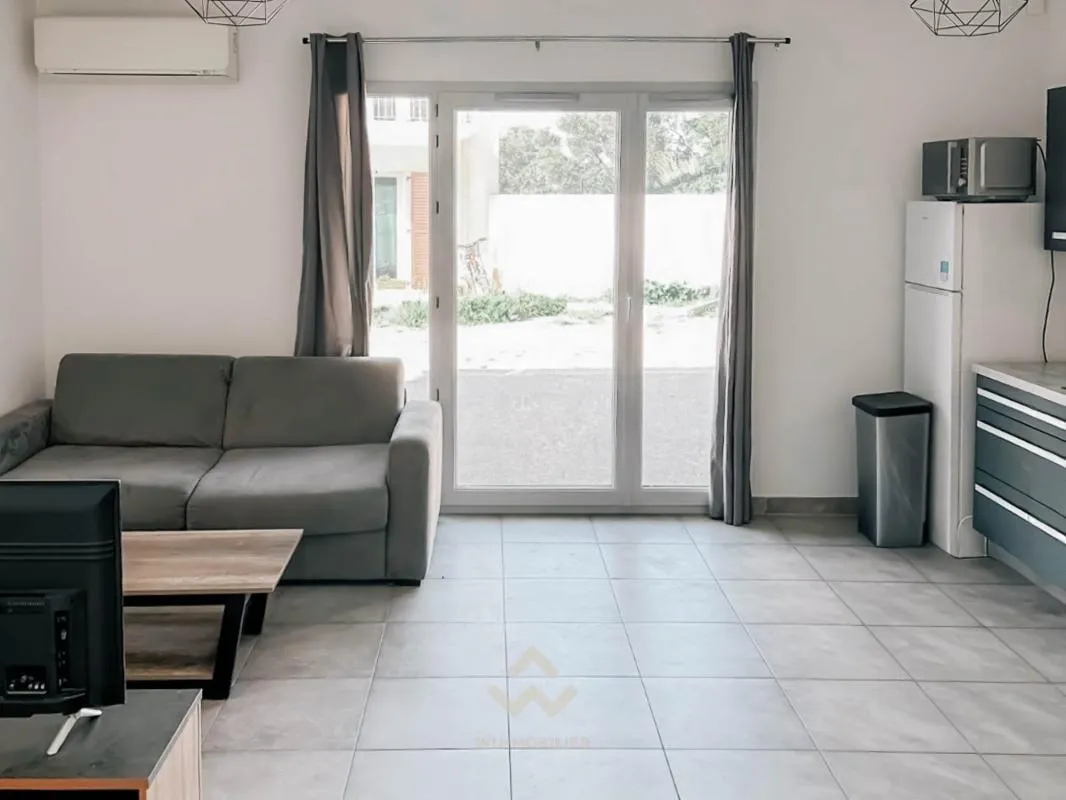 Studio 32 m2 avec 2 parkings