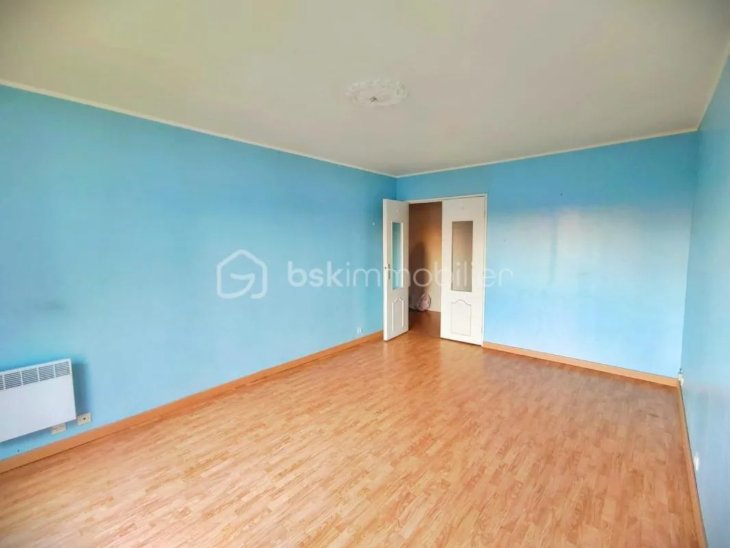 BEAU T2 DE 46M² FACE A LA GARE