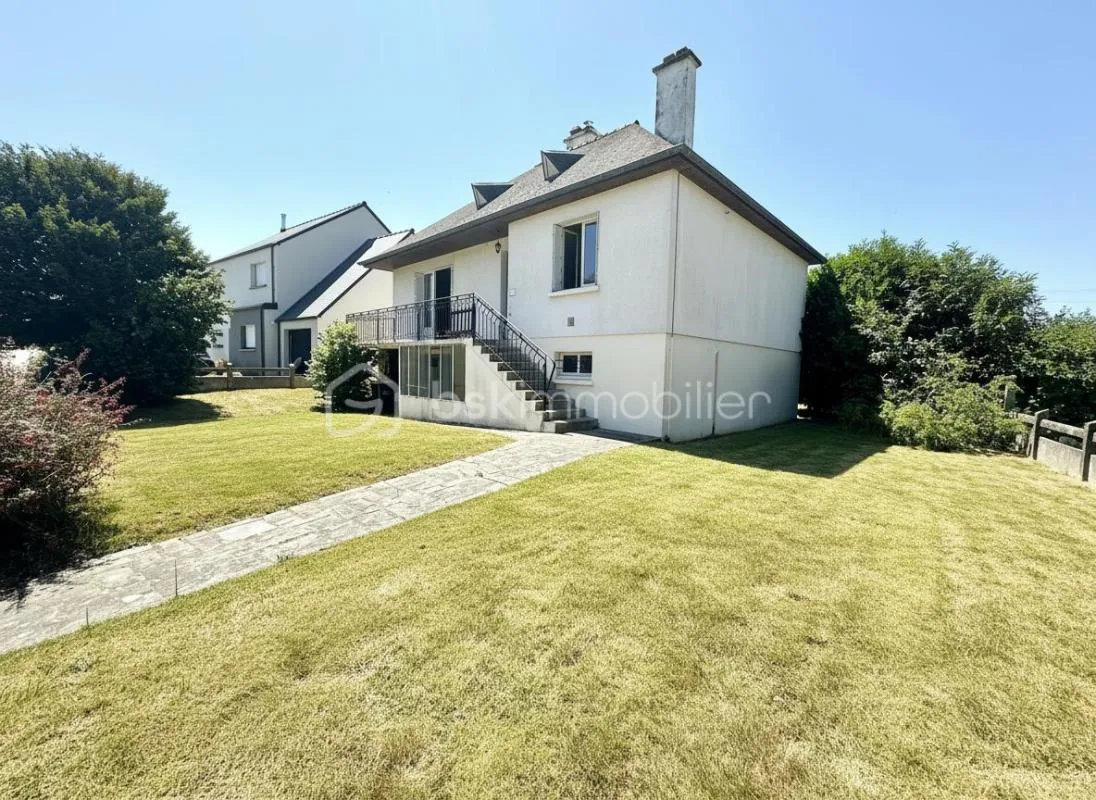CHARME, POTENTIEL ET JARDIN AU CŒUR DU CENTRE-VILLE