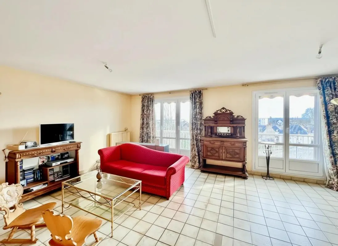 Lumineux T4 de 81 m² avec balcon à Nevers