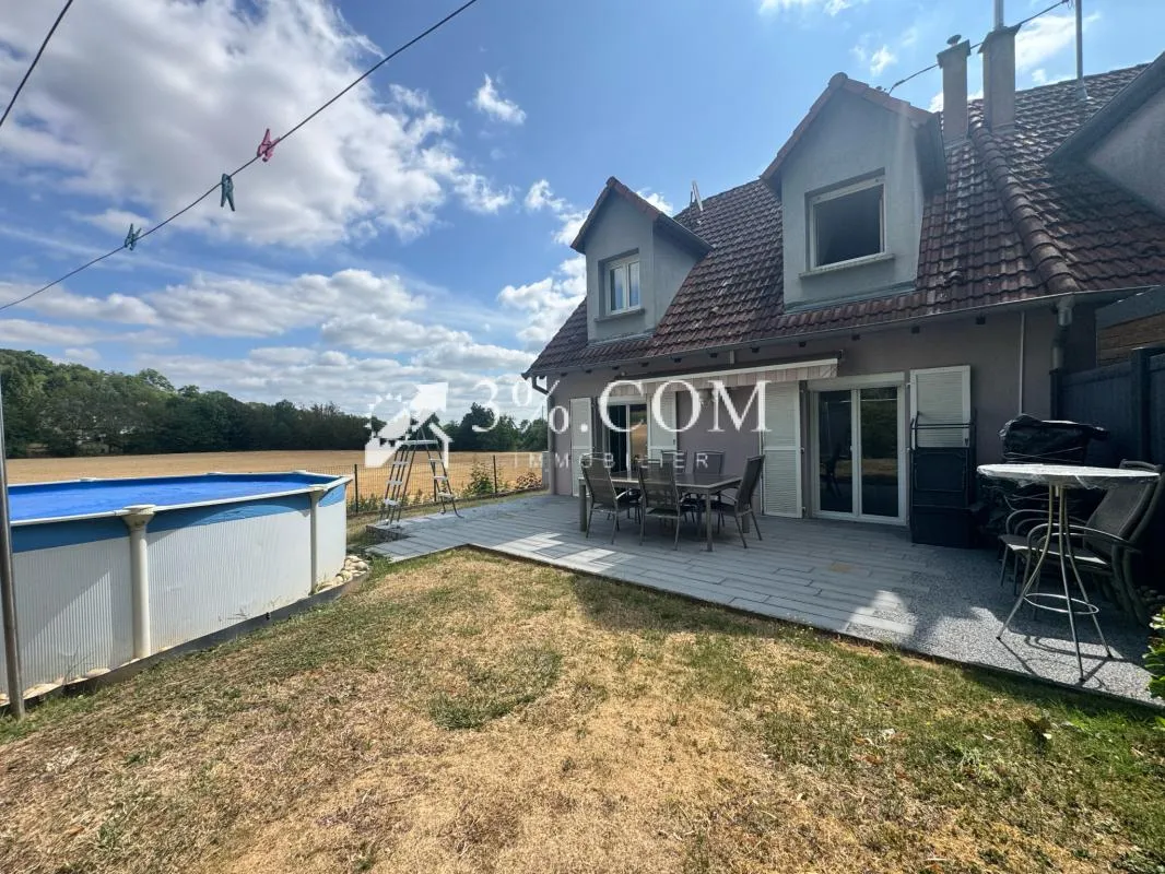3%COM Jolie maison mitoyenne 3 chambres et jardin