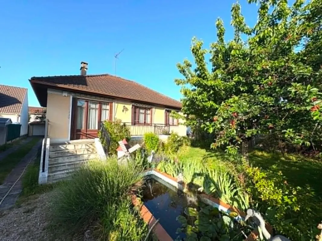 Maison de 4 pièces de 80 m² à Noisy-le-Grand