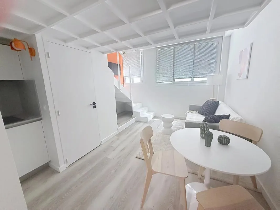 STUDIO MEZZANINE NEUF