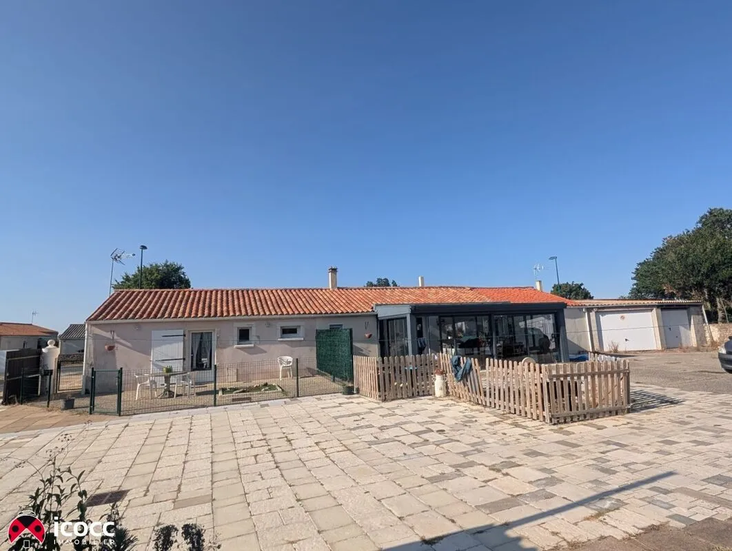 Ensemble immobilier de 122.5m²