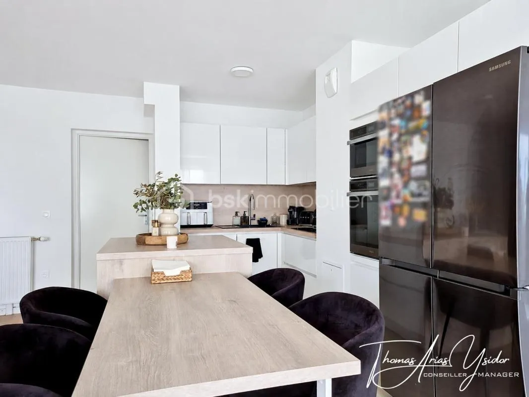 DUPLEX HAUT DE GAMME 4 PIÈCES – 93 m²