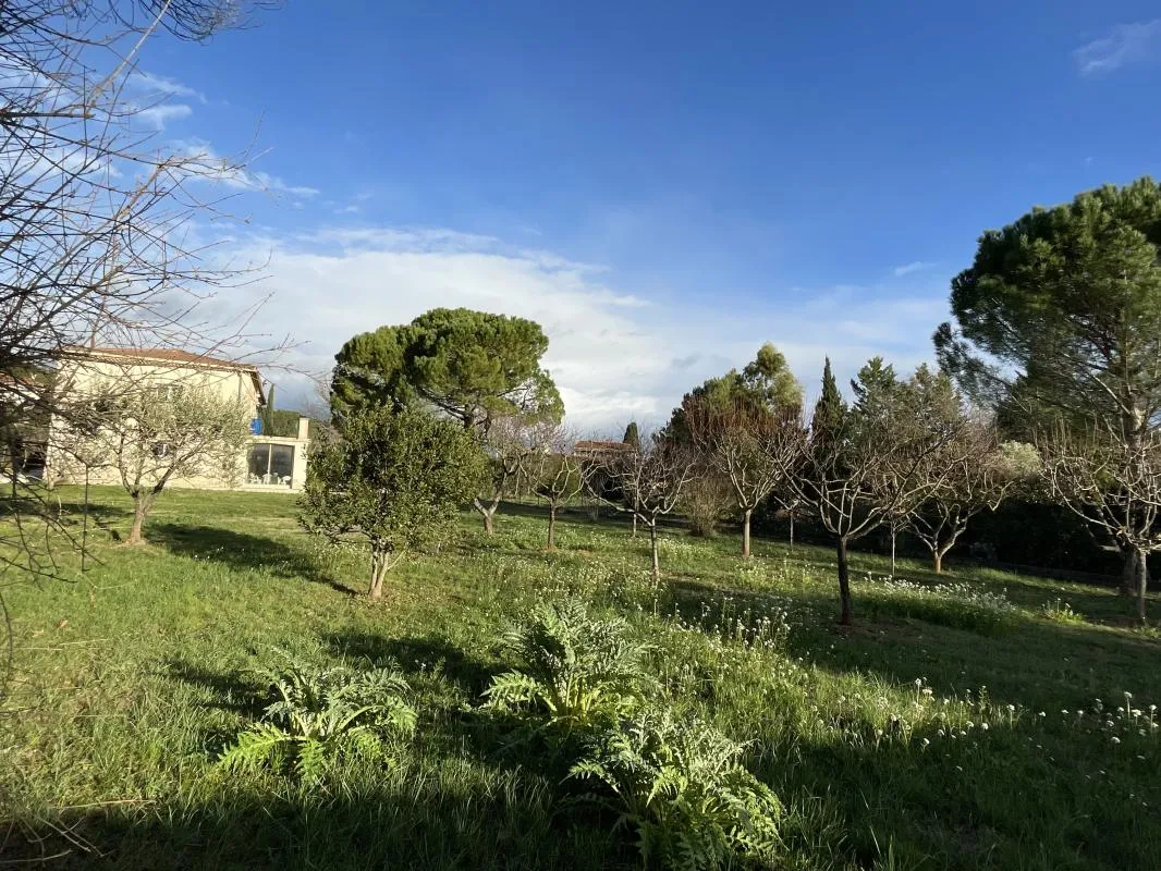 EXCLUSIVITÉ – TERRAIN + VILLA À PARTIR DE 700 000 €