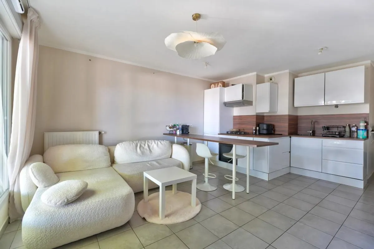 T2 de 43 m² + TERRASSE