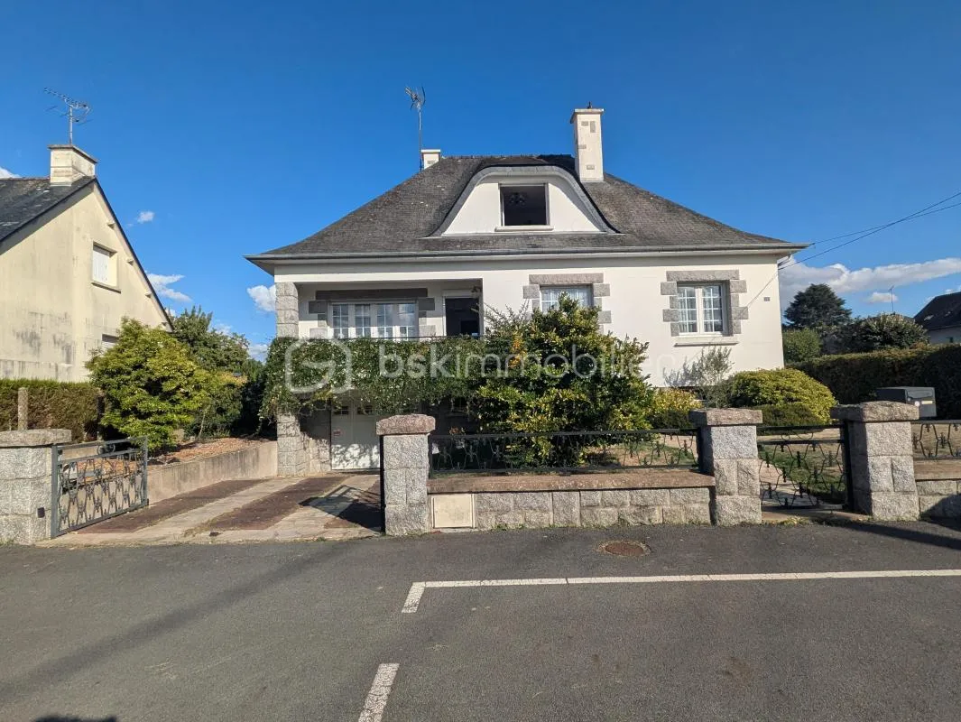 Charmante maison néo-bretonne 113 m² – 3 chambres, véranda et sous-sol complet