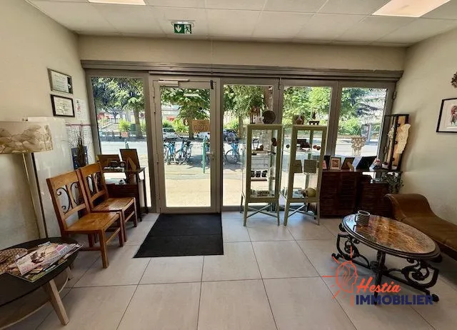 Local commercial 55 m² à vendre à Reims - Secteur Clemencea