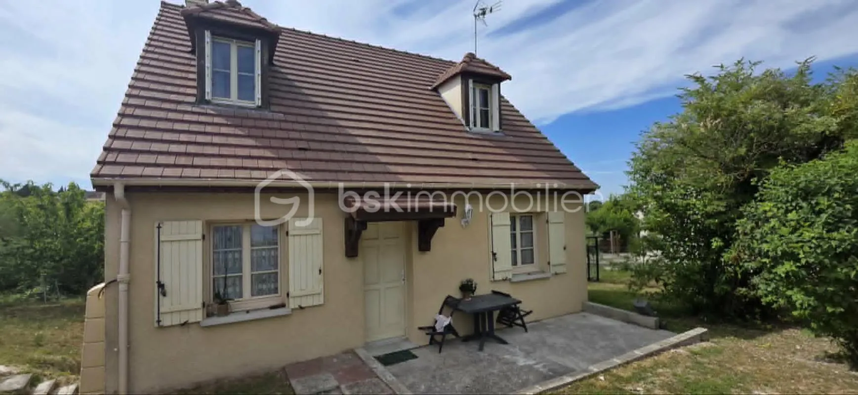 Maison familiale 5 pièces de 100 m² avec jardin