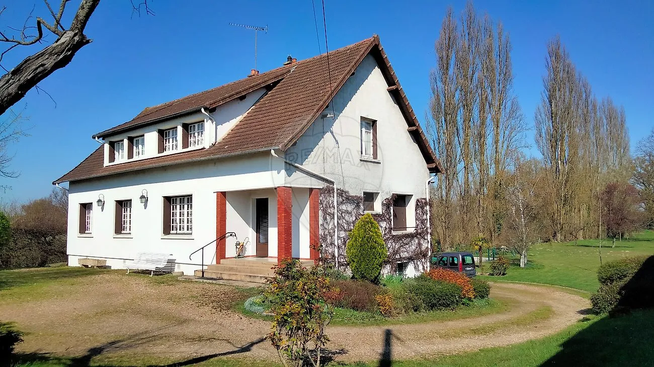 Maison 7 chambre(s) à vendre