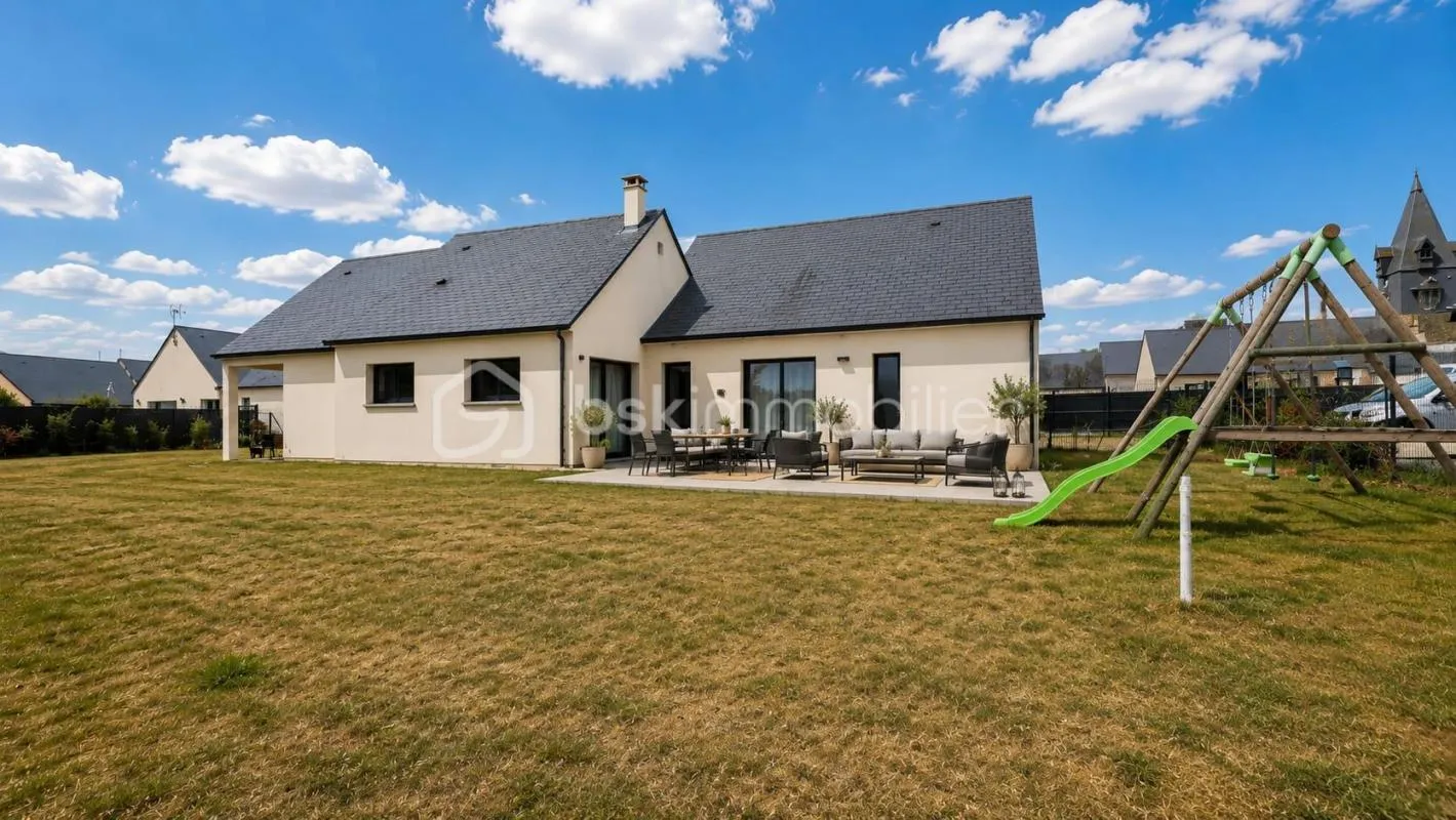 Maison contemporaine de plain-pied – 128 m² – 4 chambres – Double garage