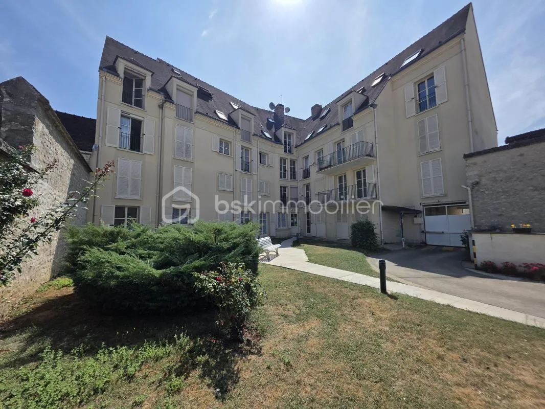 Appartement lumineux au cœur de Nemours dans résidence sécurisée