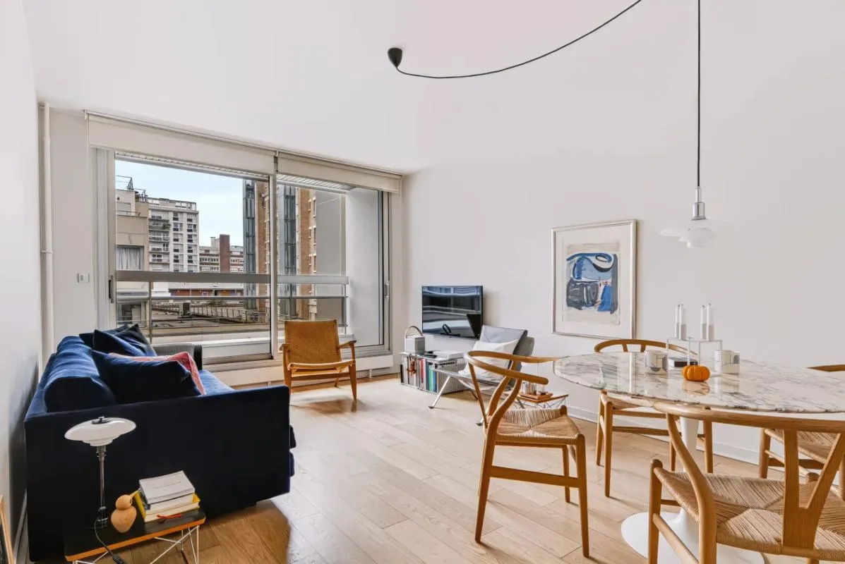 Paris 12e : 2 pièces rénové, balcon sud