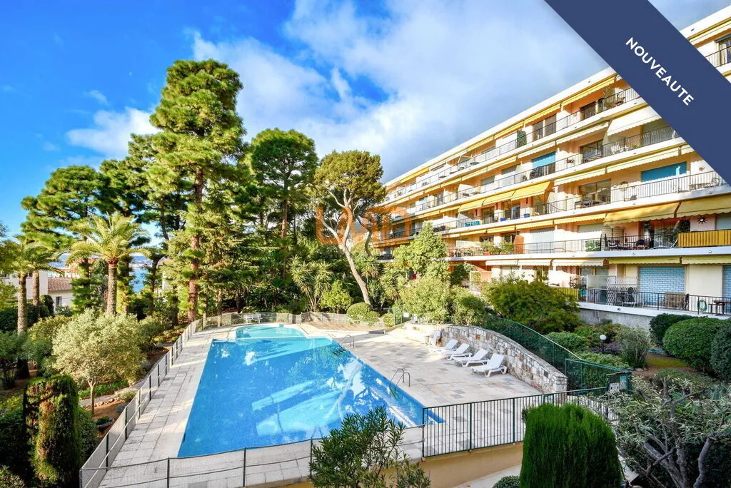 Cap D'Ail (06): Superbe Appartement 3 Pièces de 90m2 ,Piscine