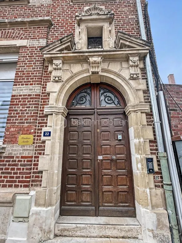 HYPER-CENTRE D’AMIENS – APPARTEMENT T3 DE 67 M² AU 1ER ÉTAGE AVEC ASCENSEUR